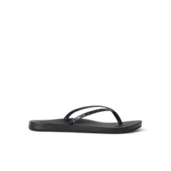 Cushion Slim Studs