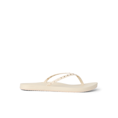 Cushion Slim Studs